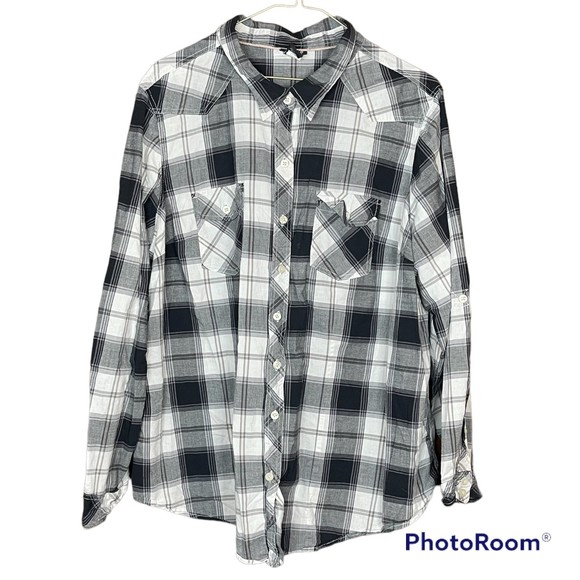 Torrid Plus Size Grey & Black Plaid Casual Chic Button Down Shirt Size 1X - Picture 1 of 4
